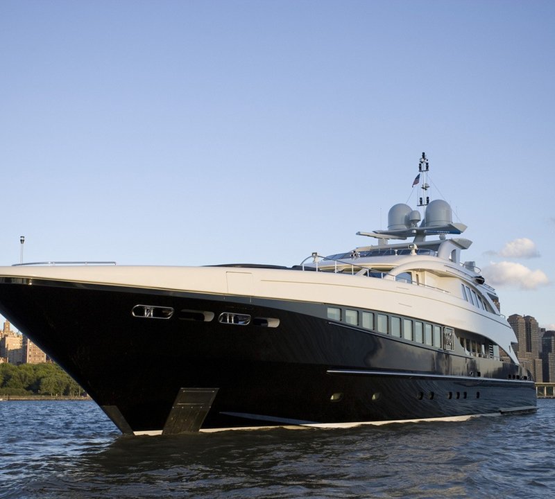 BLISS Yacht Charter Details, Heesen CHARTERWORLD Luxury Superyachts